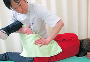 産後の骨盤矯正